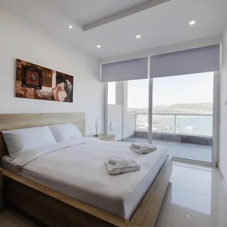 Seaside Escape 2bed With Views! By Homely Appartamento Is-Sellum