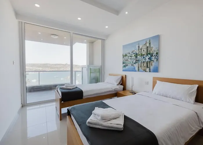 Apartamento Seaside Escape 2bed With Views! By Homely