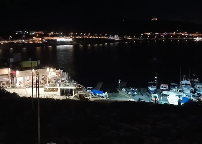 Seaside Escape 2bed With Views! By Homely Apartamento Is-Sellum